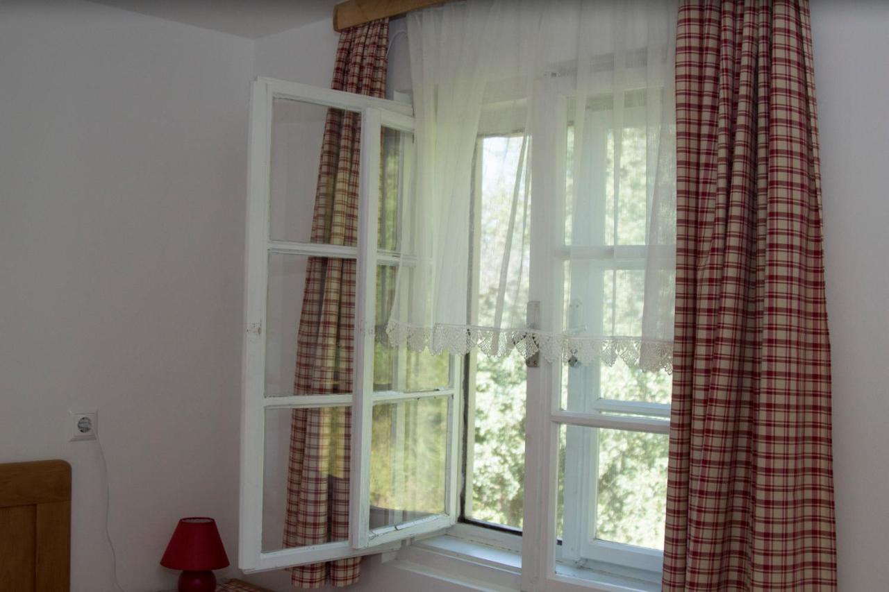 Gundisch Apartments Im Almhaus Bachler מראה חיצוני תמונה