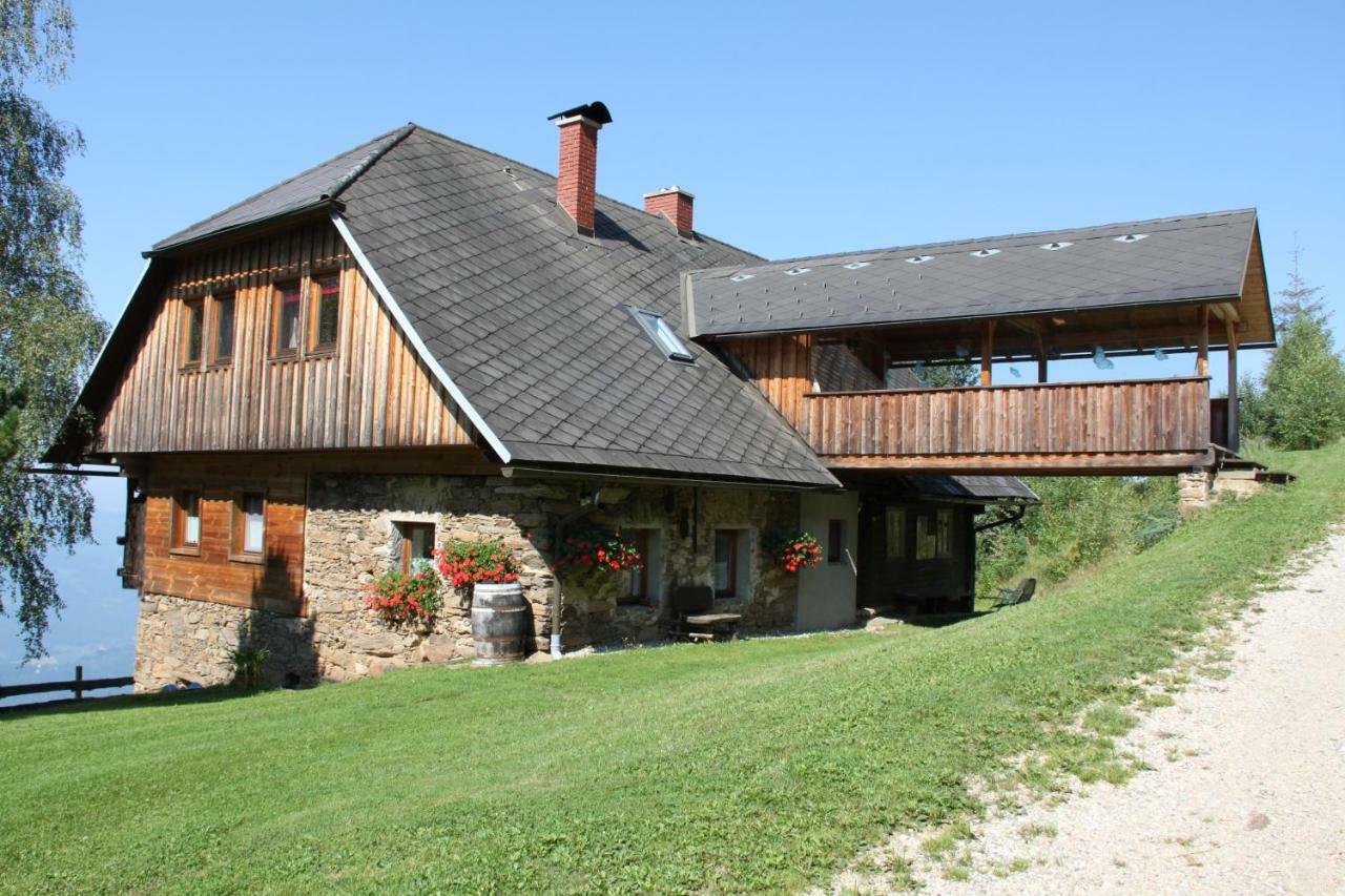 Gundisch Apartments Im Almhaus Bachler מראה חיצוני תמונה