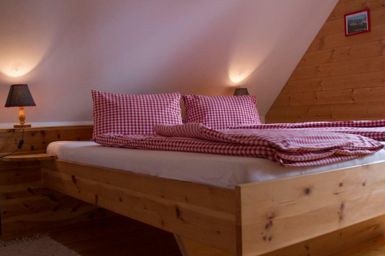 Gundisch Apartments Im Almhaus Bachler מראה חיצוני תמונה